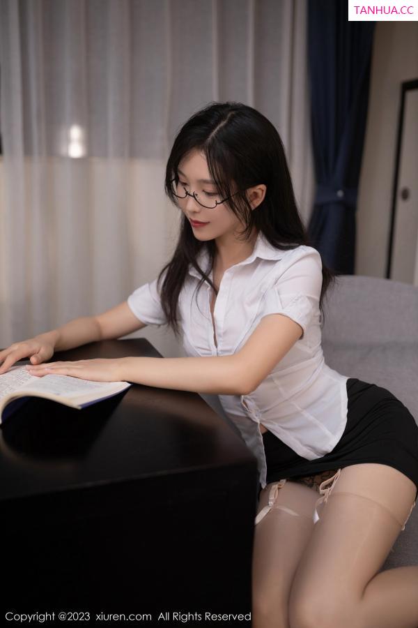 陈若依 抖娘利世 [XiuRen]高清写真图 2023.02.15 No.6270 利世 短裙美腿第6张图片